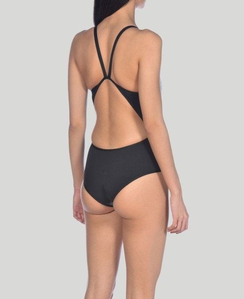 Arena Triangle Prism Superfly Back One Piece Body Dam Svarta Olika Färger Svarta | MSXOVAI-84